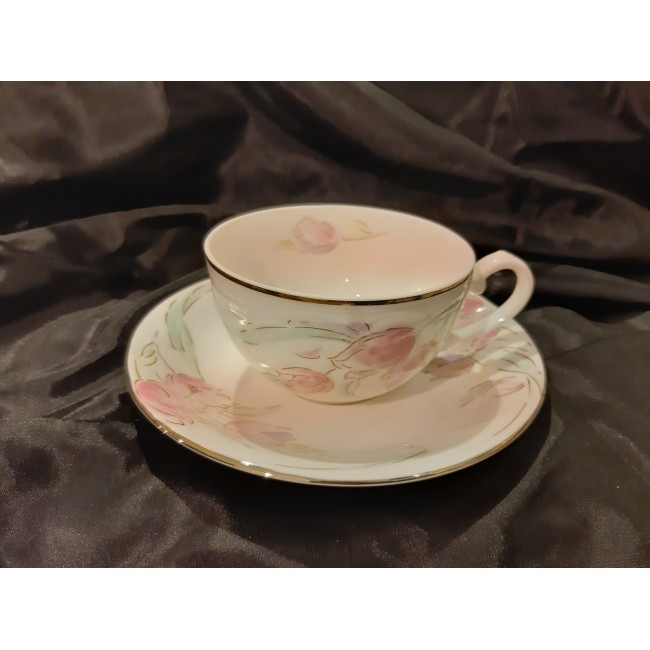 Servizio tazze te rosa